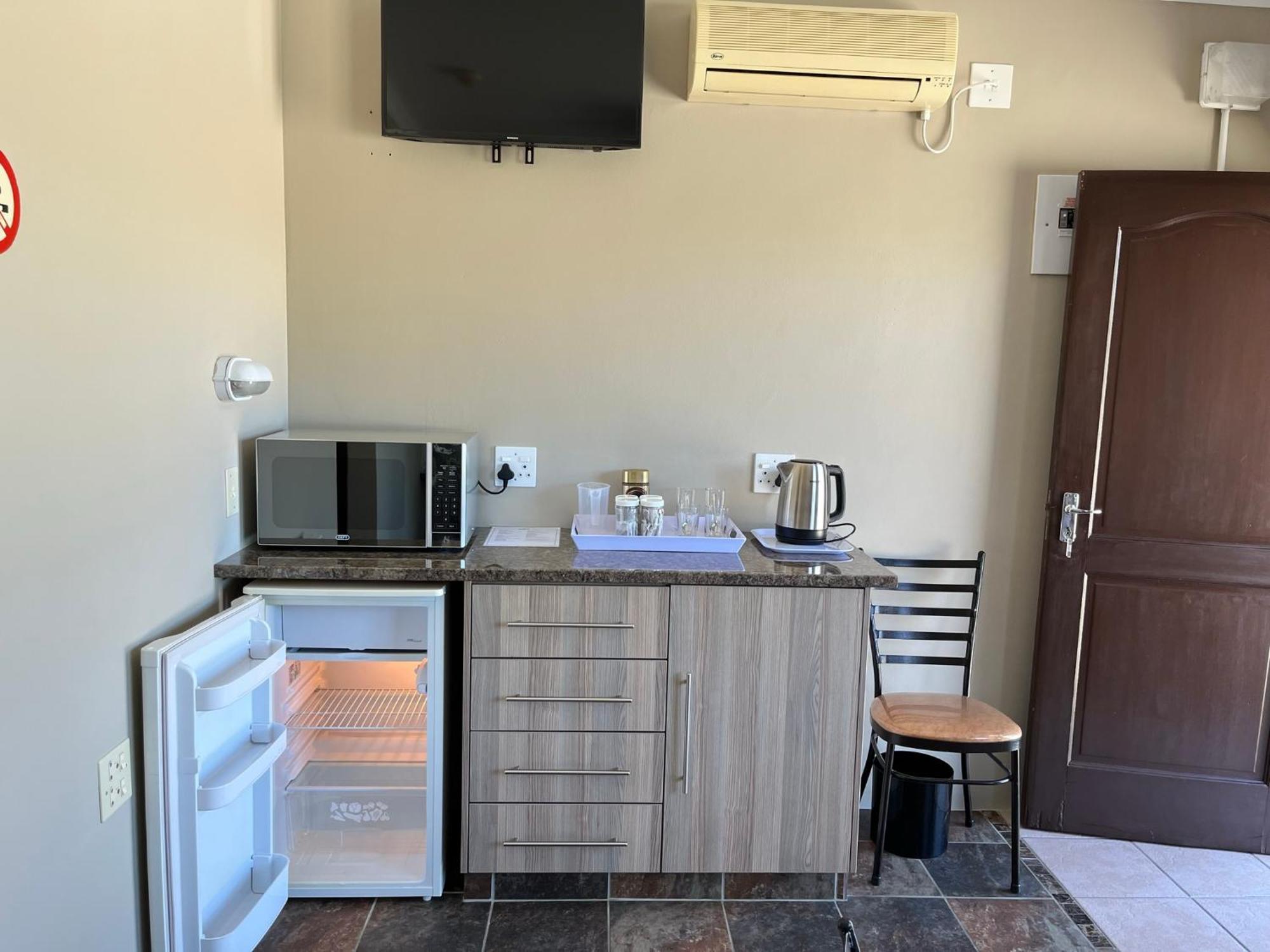 Sunset Chalets Colesberg Exterior photo