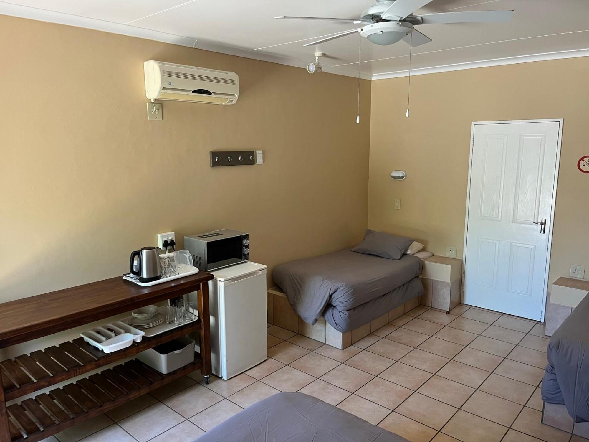 Sunset Chalets Colesberg Exterior photo