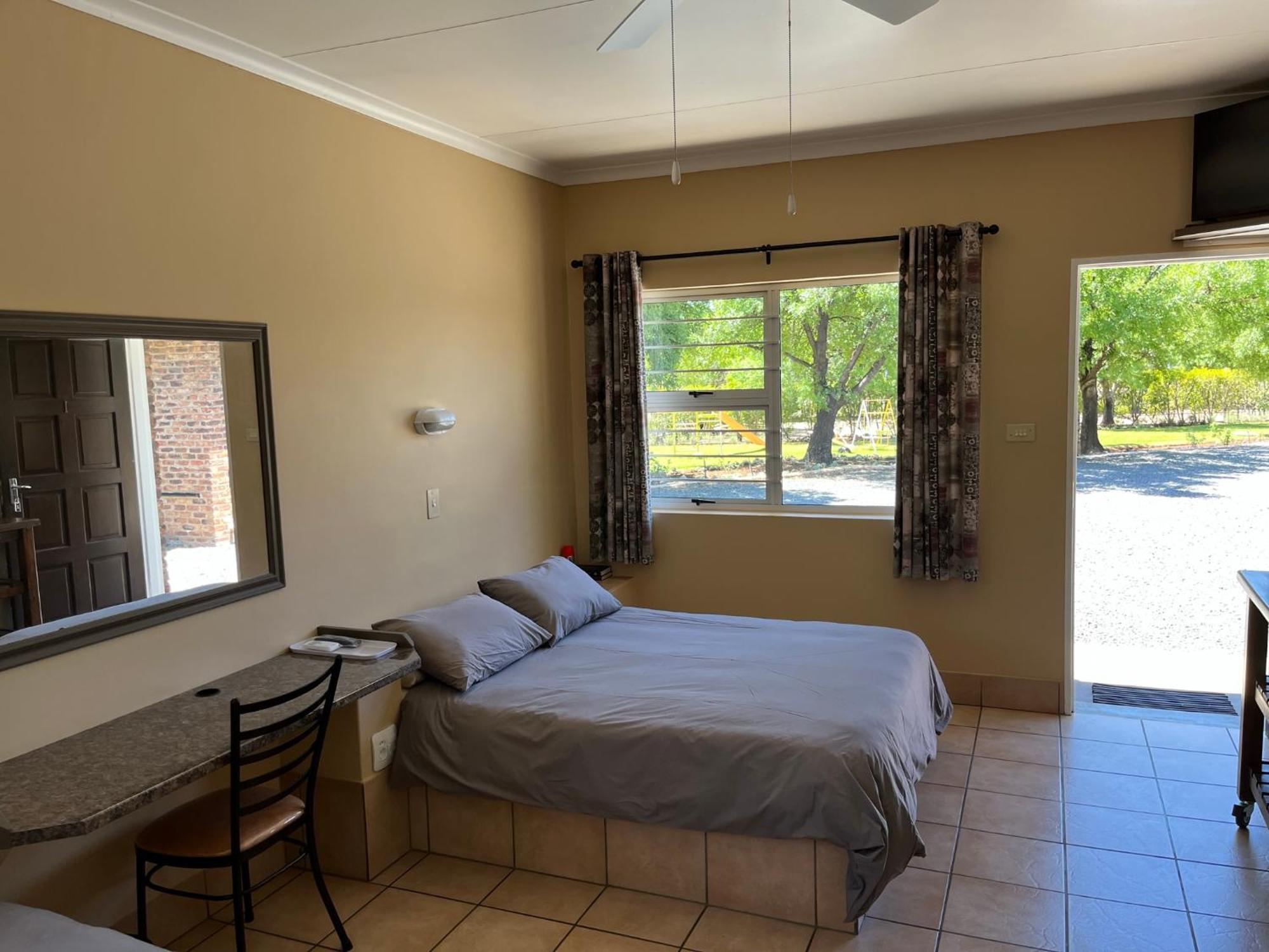 Sunset Chalets Colesberg Exterior photo