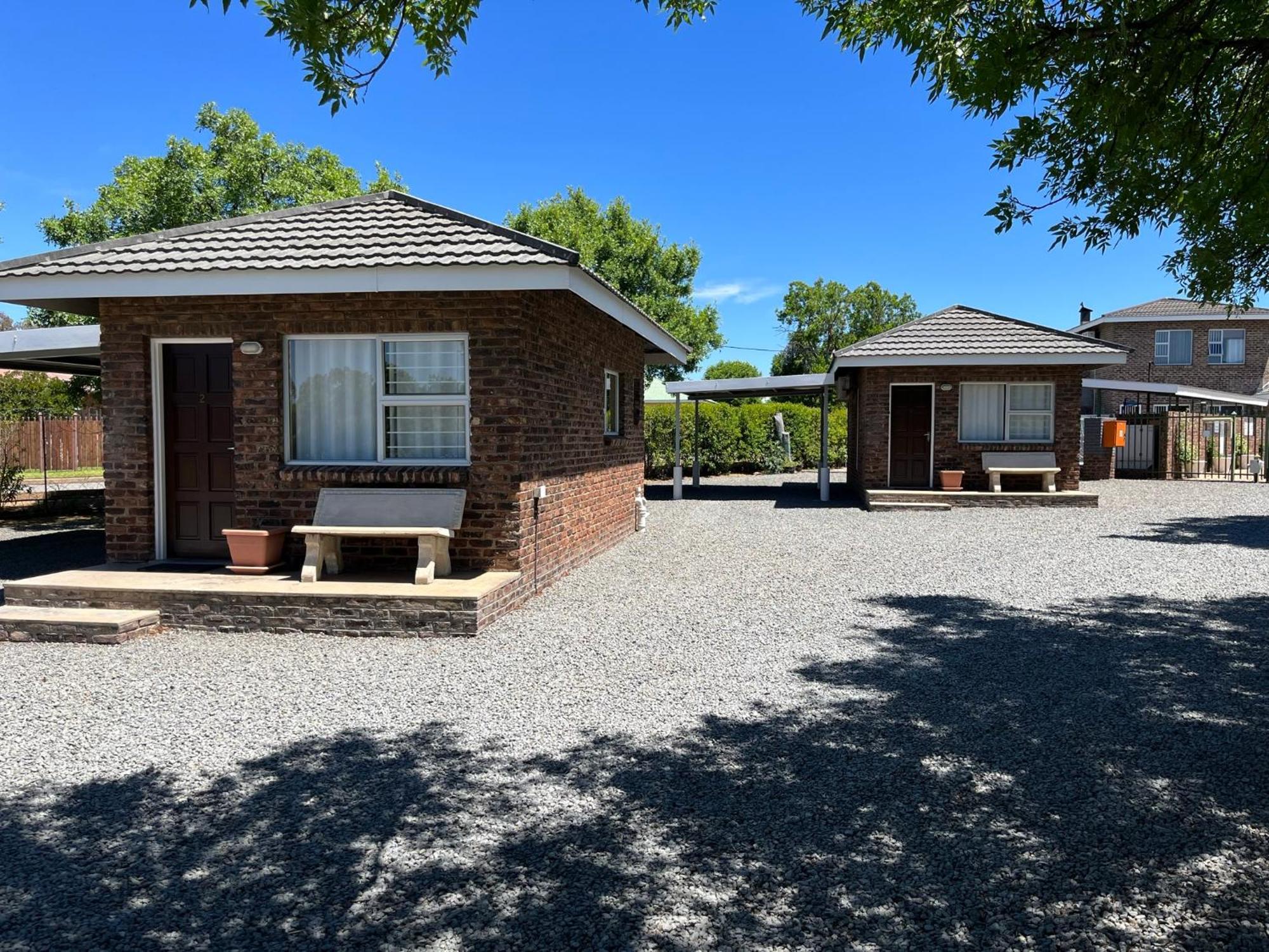 Sunset Chalets Colesberg Exterior photo