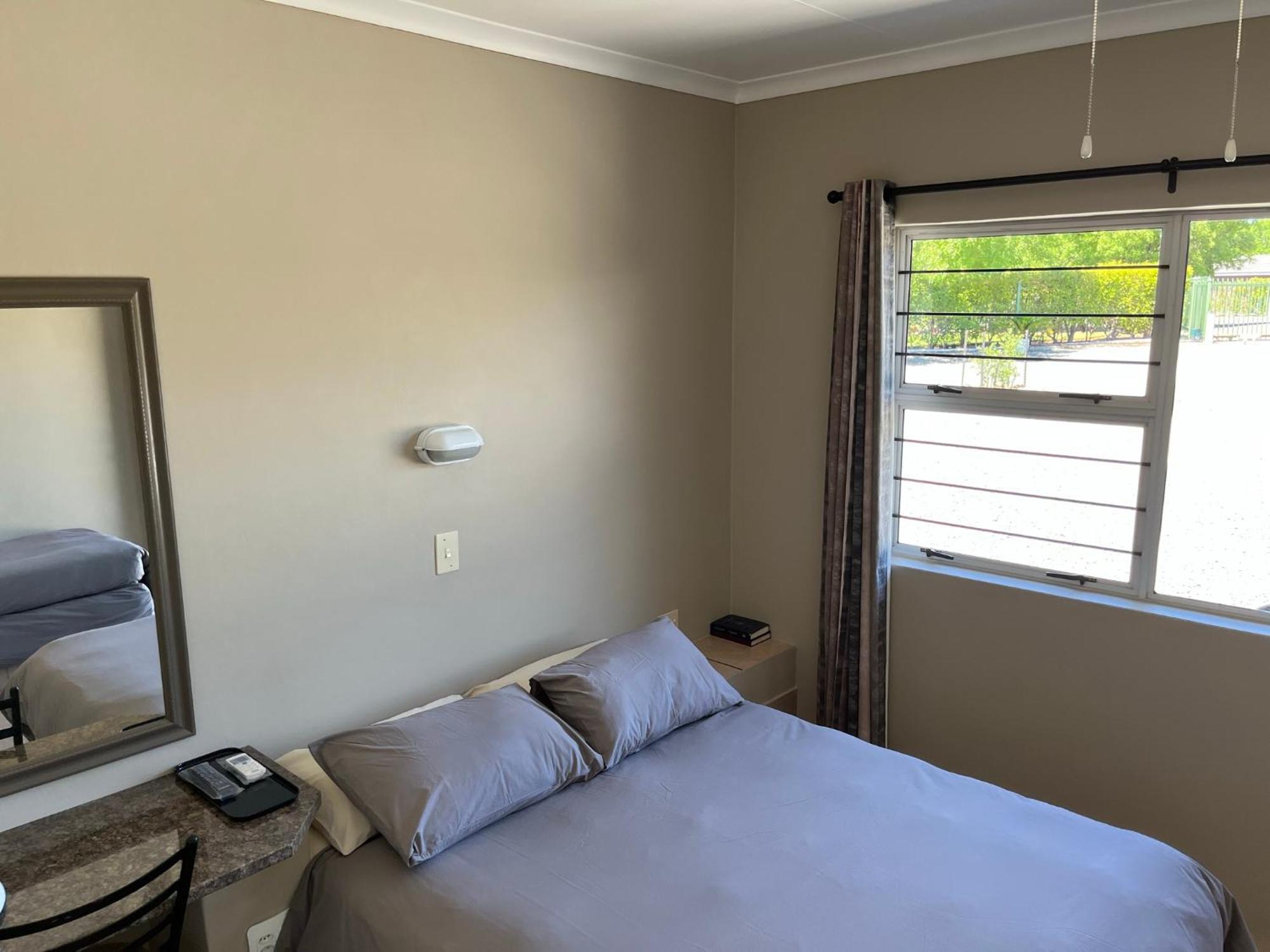 Sunset Chalets Colesberg Exterior photo