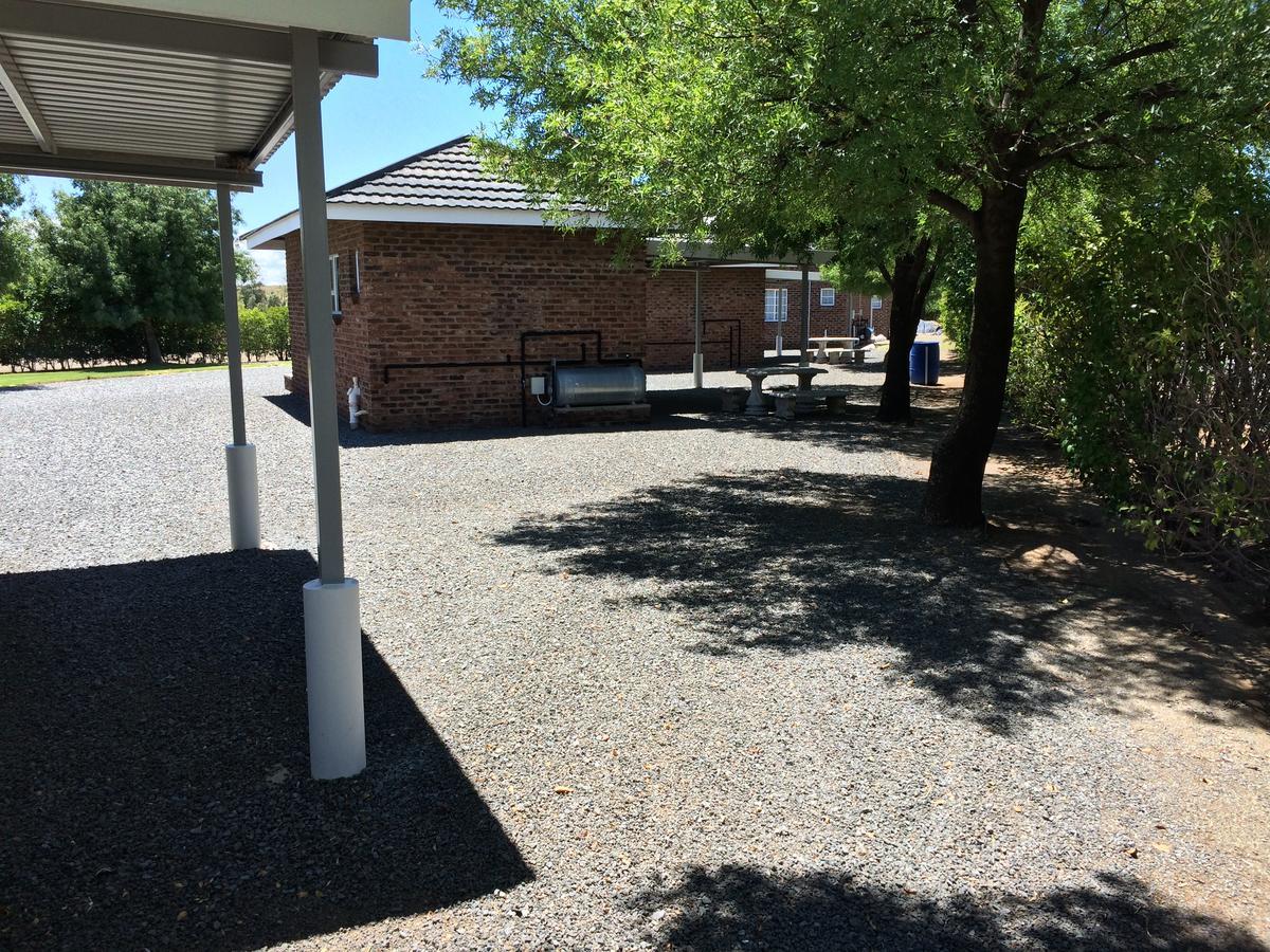 Sunset Chalets Colesberg Exterior photo