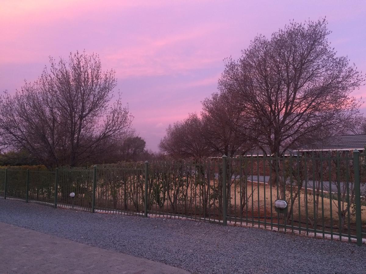 Sunset Chalets Colesberg Exterior photo